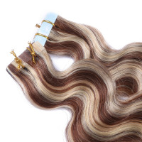 10 x Tape In - 4/24 Gesträhnt - GEWELLT Hair Extensions - 2,5g - NOVON EXTENTIONS