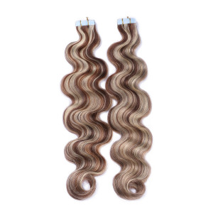 10 x Tape In - 4/24 Gesträhnt - GEWELLT Hair Extensions - 2,5g - NOVON EXTENTIONS 50 cm